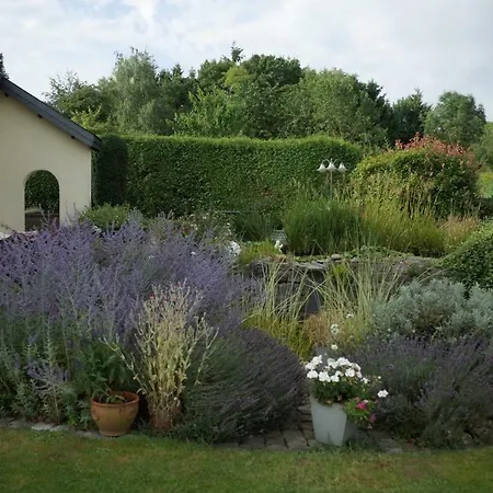 Thalie Et Flore * Louveigné